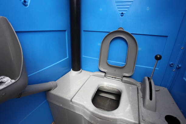 Best Portable restroom trailer rental  in Auburn, NE